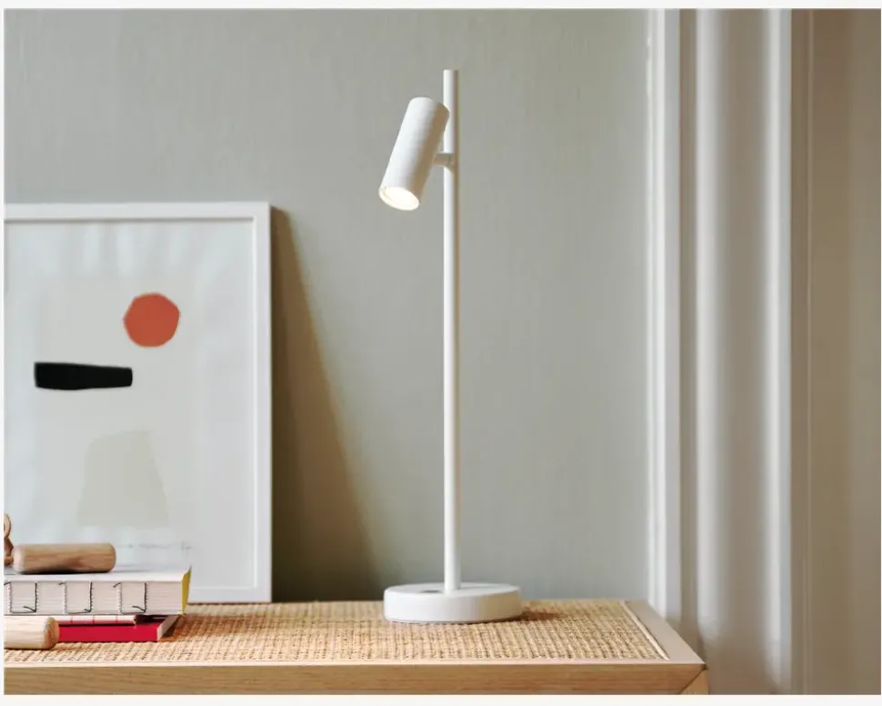 Bordlampe Omari Hvid H.40 cm