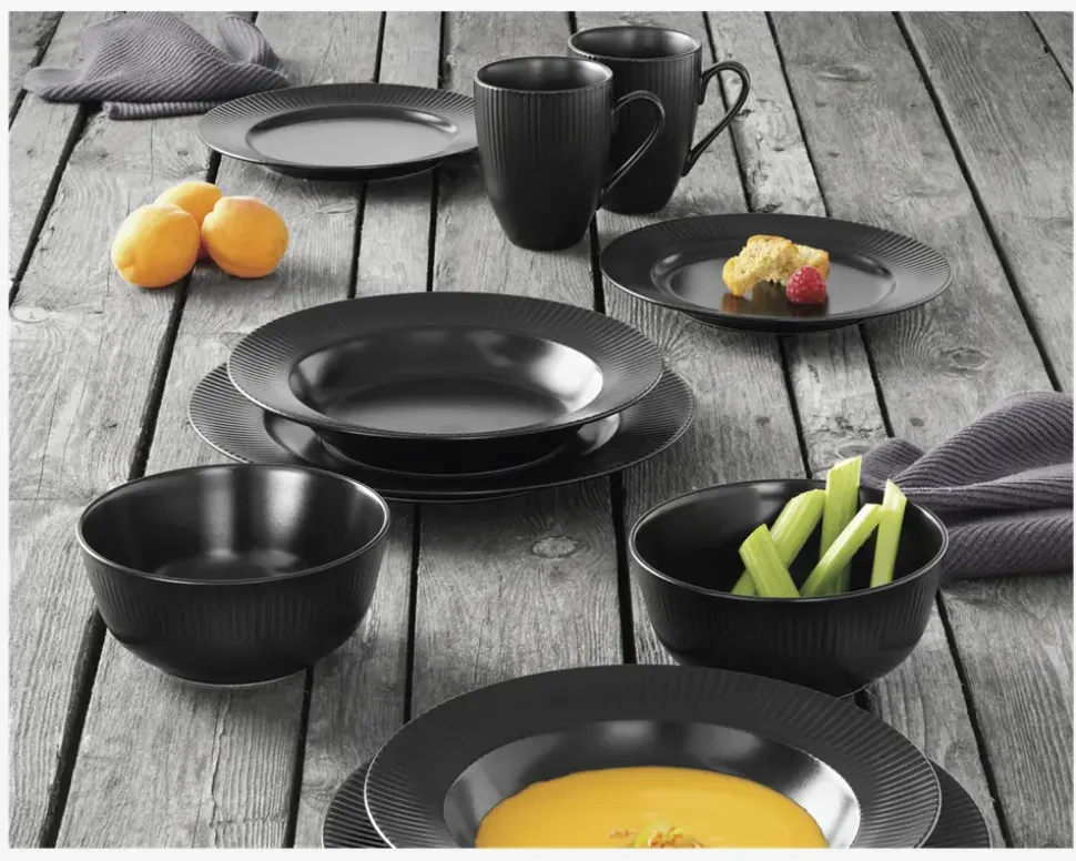 Groovy Suppe Tallerken Sort Ø23 cm